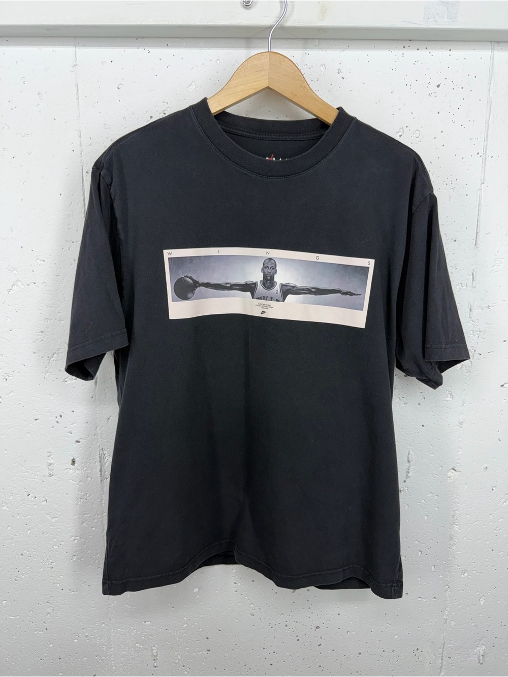 JORDAN Men’s size Large Black Wings T-Shirt